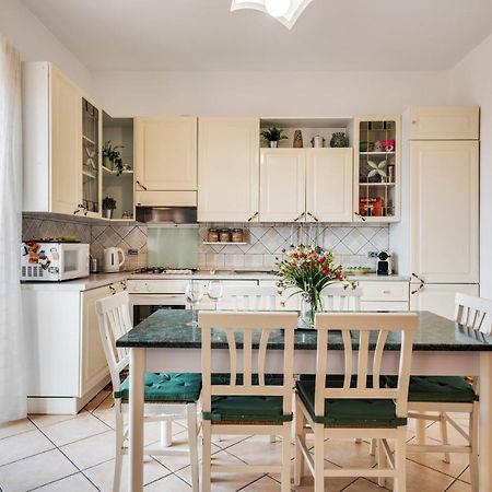Roomy And Bright Apartment With Balconies X6 Catania Luaran gambar